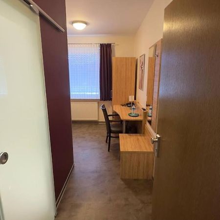 Hotel Ishi Inn ウォルフスブルク エクステリア 写真